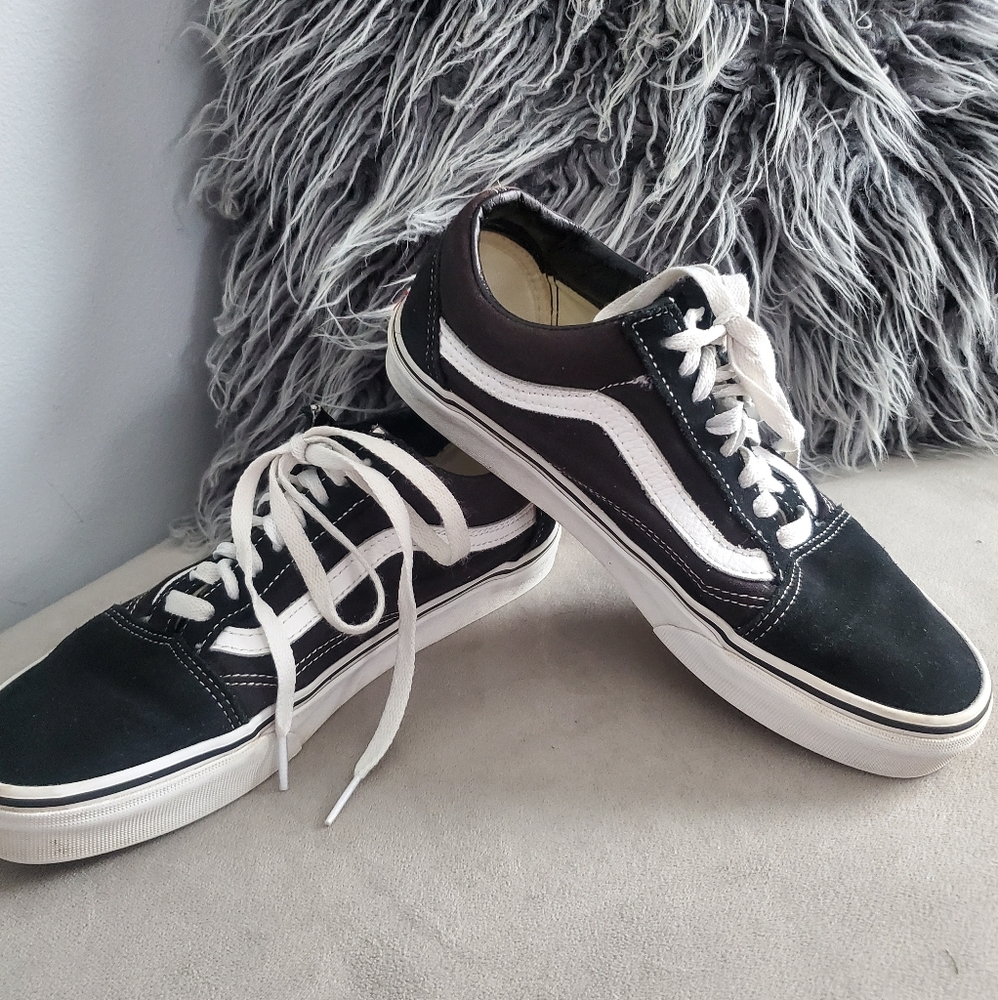 Vans Old Skool Black Suede Skate Sneakers Men 7.5 / Women 9